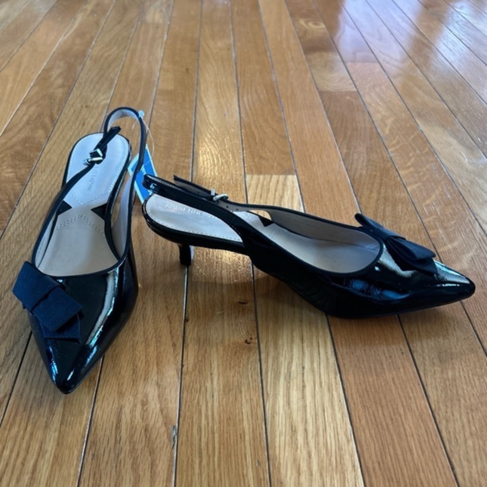 New NWT Adrienne Vittadini Black Slingback With Bow Kitten Heels Shoes Sz 8.5